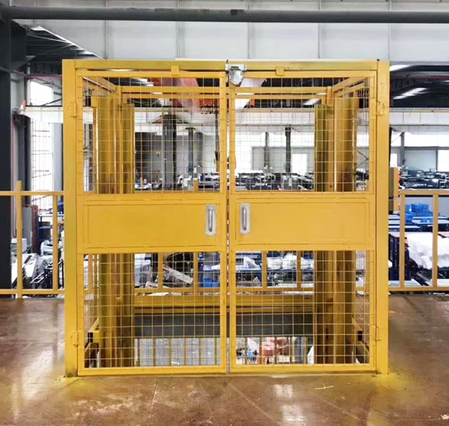 建瓯智能导轨式升降机亮相