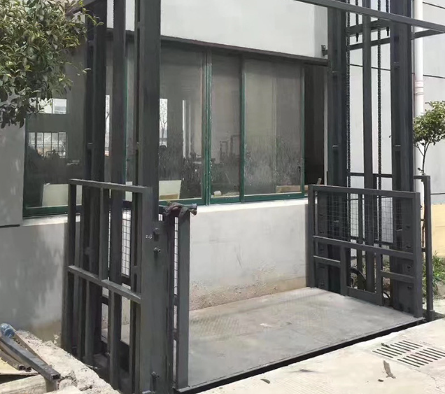 建瓯导轨式施工升降机助力民生工程提速增效